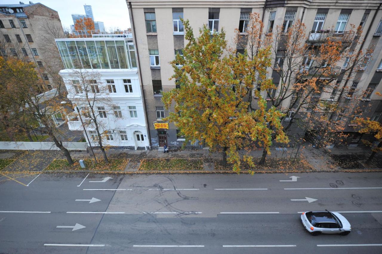 Central Comfort At Hanzas Residence, Stay Near Cafes, Bars, Museums & Esplanade Riga Exterior foto